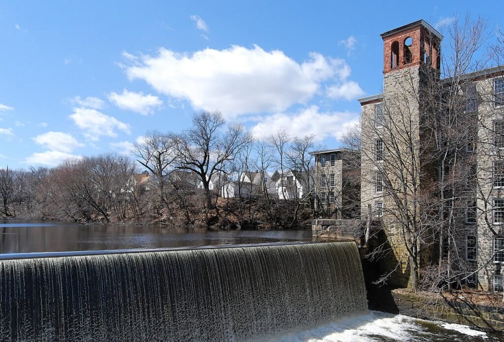 Pawtuxet River (South Branch) at Royal Mills, Riverpoint, West Warwick, Rhode Island